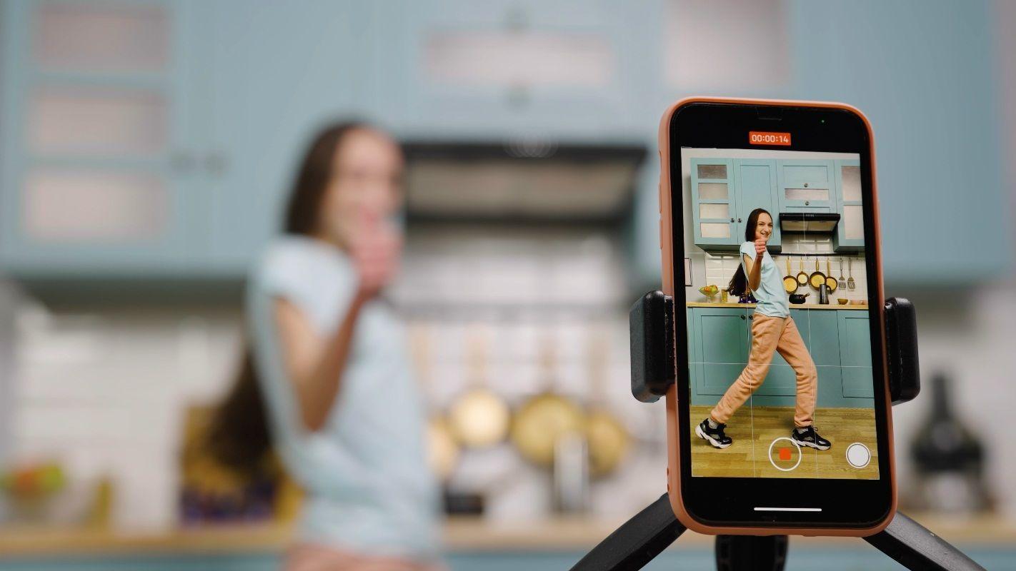 img Short-Form Video Guide: Strategies, Platforms and Tips